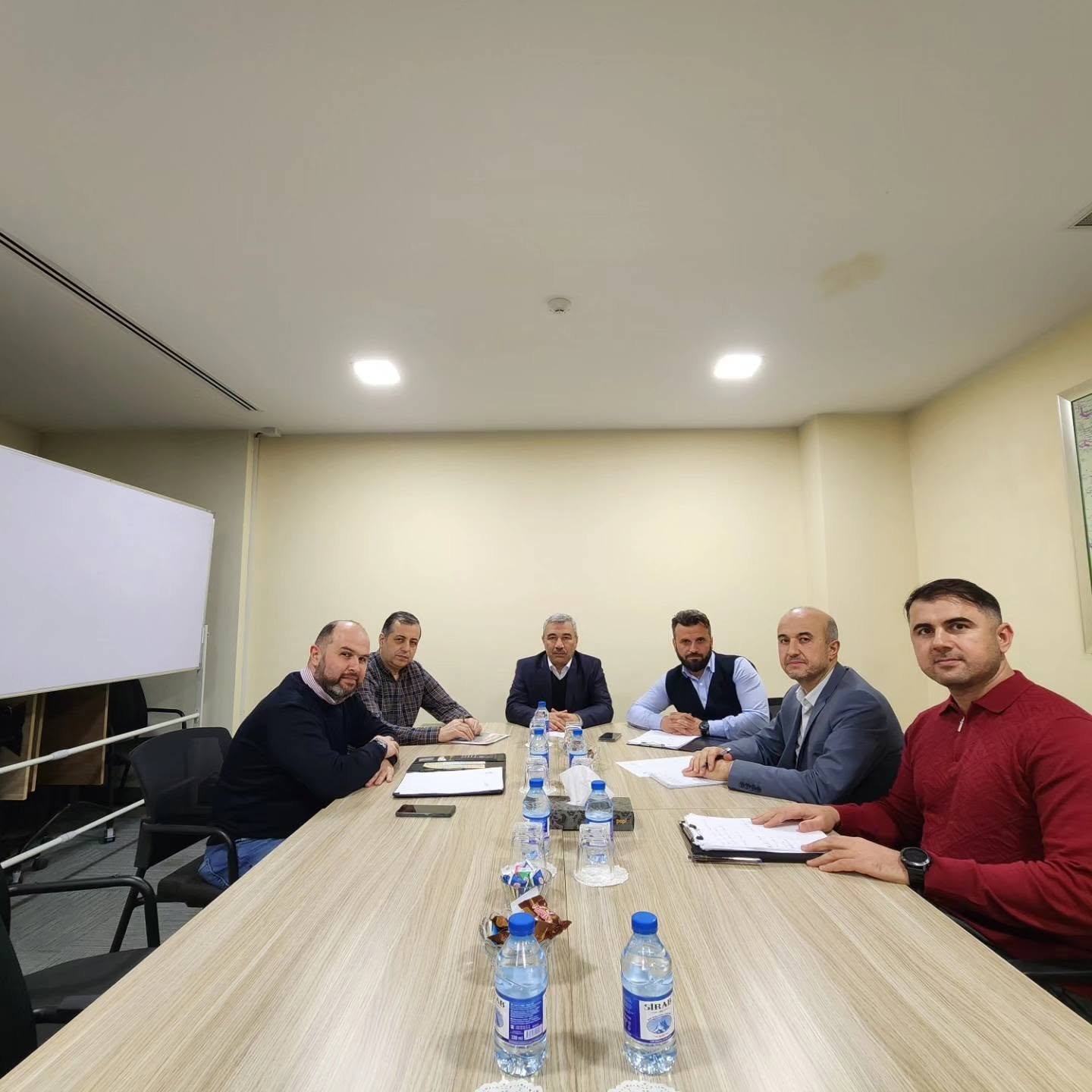 Əczaçılar Klubu İB-nin idarə heyətinin 30.01.2024 tarixli toplantısı