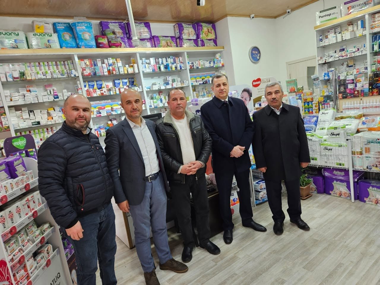 Əczaçılar Klubu İB-nin idarə heyətinin ziyarəti